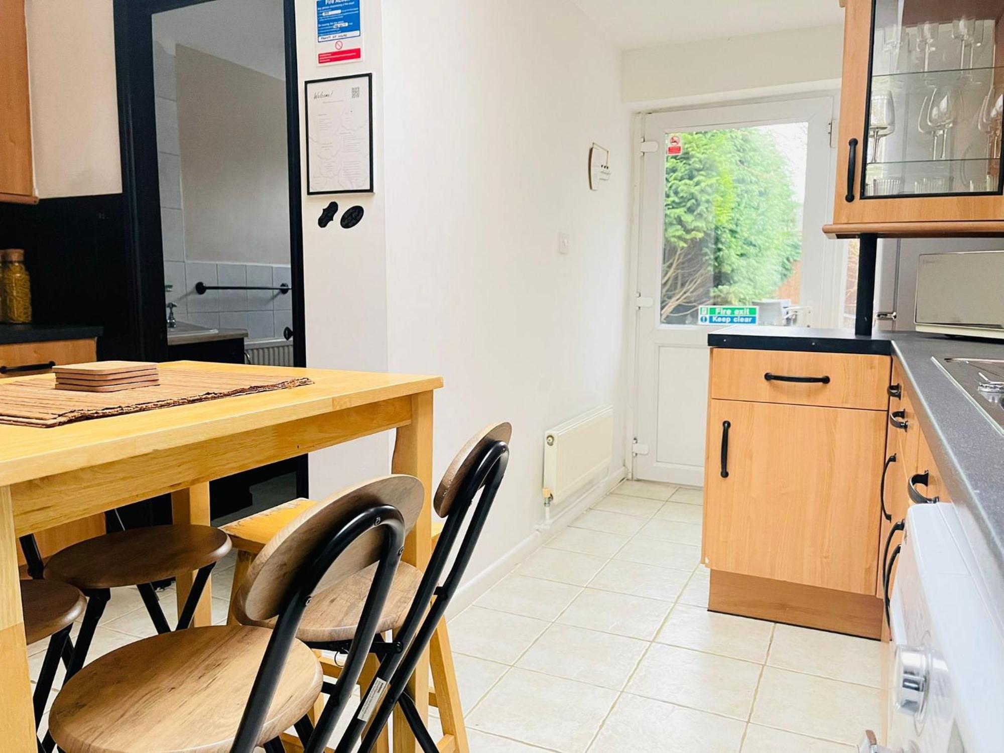 Lovely Dog Friendly, 3 Bed Home Sleeps 8, With Parking & Fenced Garden Work Contractor Leisure, Jasper CBG エクステリア 写真